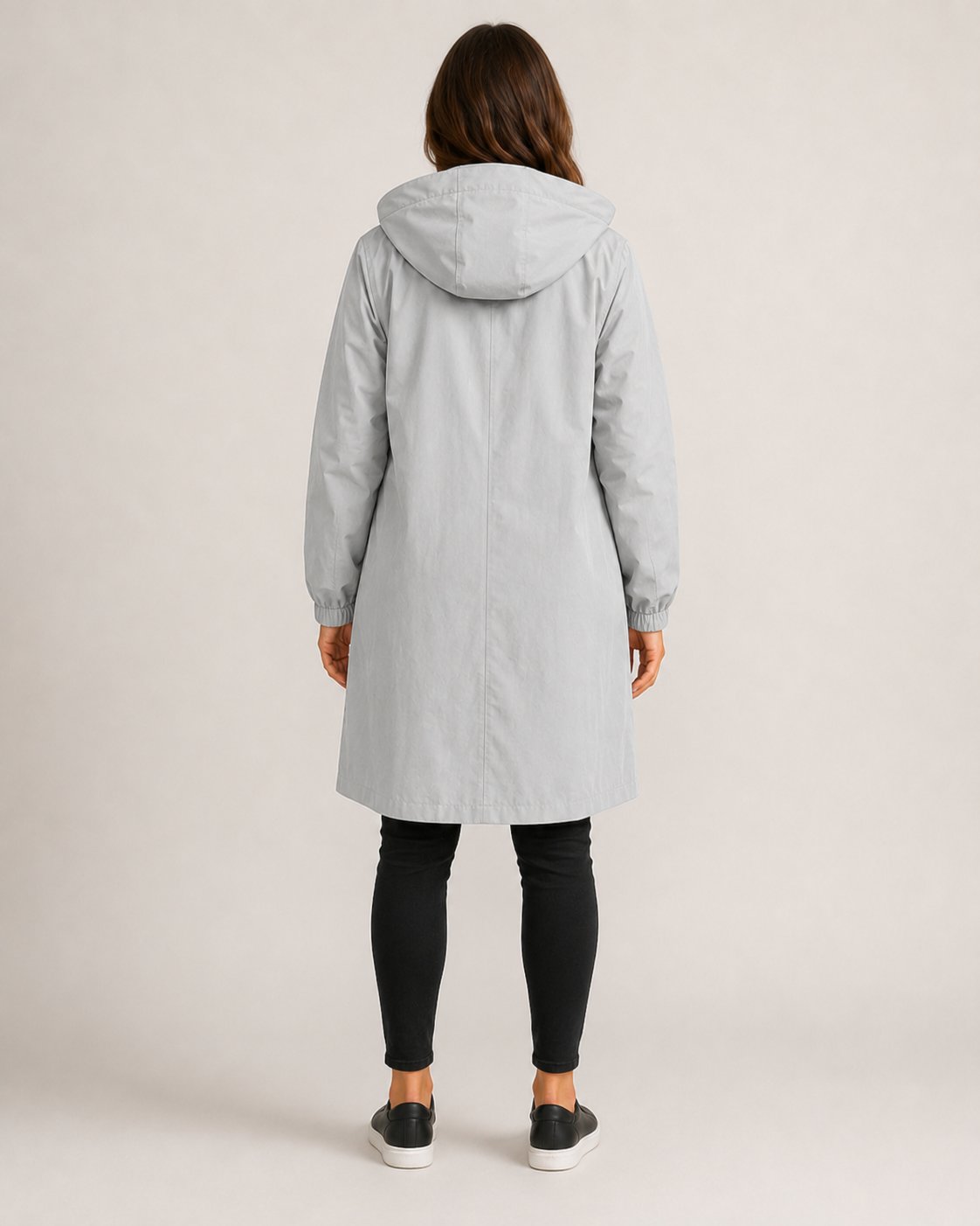 Lange regenjas met knoopsluiting in grijs