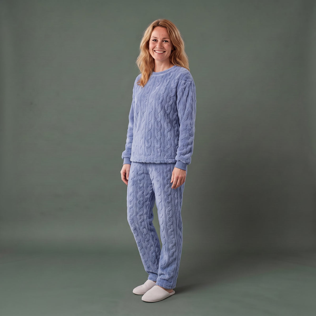 Blød Fleece Pyjamas til Dame, Varmt Pyjamassæt med Bluse og Bukser