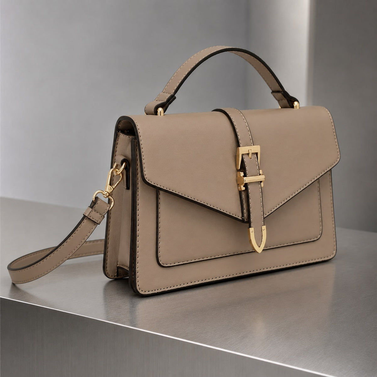 Buckle Satchel, Håndtaske Dame med Spænde og Skulderrem 2