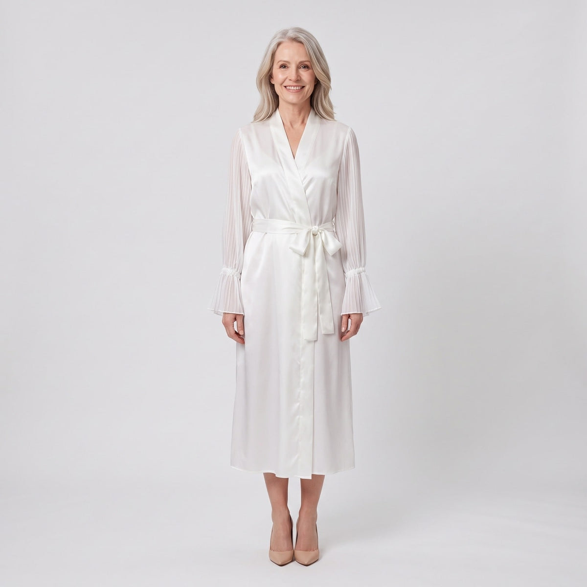 Elegant Satin Morgenkåbe Dame med Transparente Ærmer 1