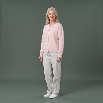 Fluffy Sweater, Cardigan Dame i Børstet Strik med Rund Hals og Knapper