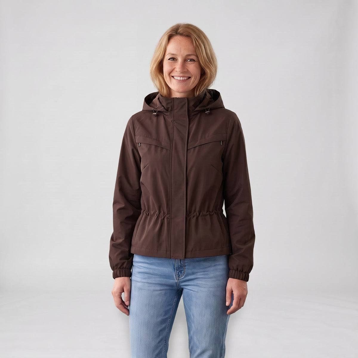 Korte Zomerregenjas met Strikceintuur in de Taille