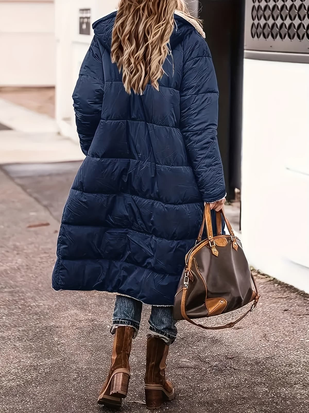 Lang Vinterjakke Dame med Teddyfór, Hætte og Quiltning 9
