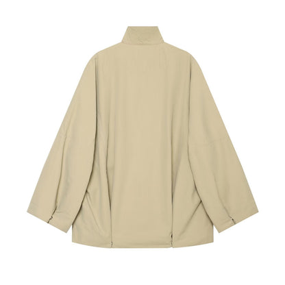 Let Oversized Regnjakke i Cape-Stil med Høj Krave og Lommer 3